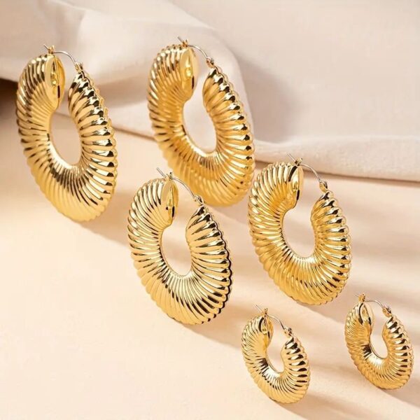 Golden Spiral Hoop Earrings Set - Elegant And Versatile Jewelry - Image 10