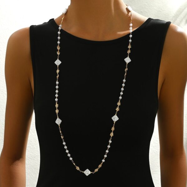 Elegant Double Layer Pearl And Square Bead Necklace -  Stylish And Feminine Jewelry For Young Women - Image 7