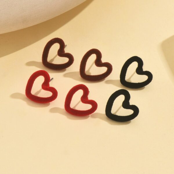 Charming Heart-Shaped Fuzzy Stud Earrings - Perfect For Everyday Wear - Image 2