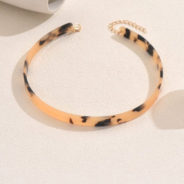 Tortoiseshell Cuff Bracelet Set - Image 8